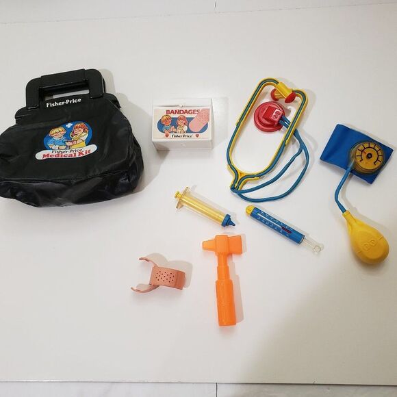 Vintage 1987 Fisher-Price Medical Kit Toy Set - Picture 7 of 16